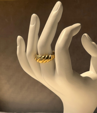 Spira Ring